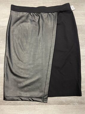 Liz Clairborne Black Faux-Leather Wrap Paneled Pencil Skirt Women’s Size L